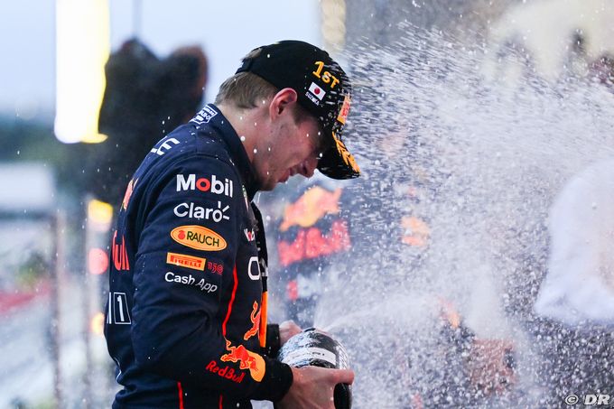 Photo of Fórmula 1 |  Fittipaldi: los dos títulos de Verstappen no están manchados por la controversia