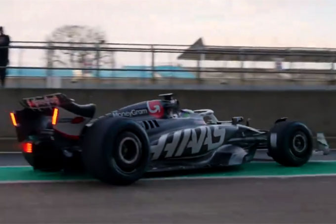 Haas F1 lance sa VF-24 en piste à (…)