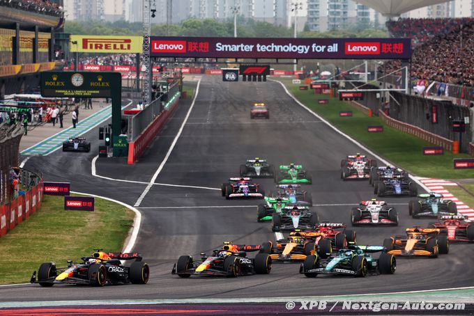 Verstappen gagne en Chine devant un (…)