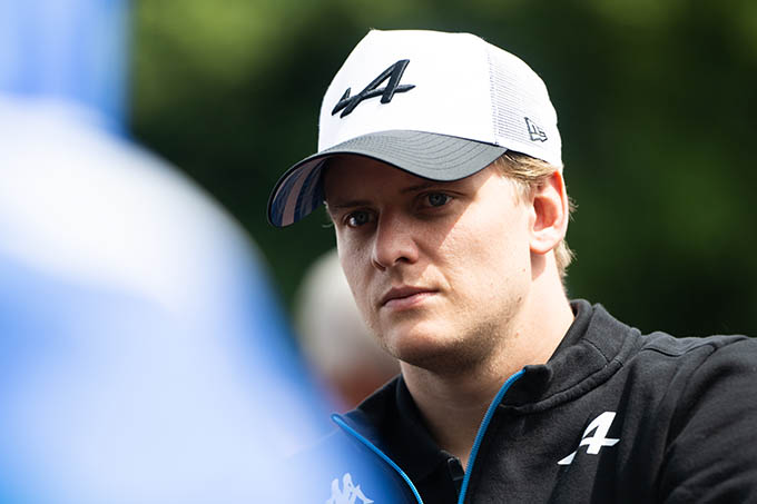 Schumacher chez Alpine en 2025, (…)