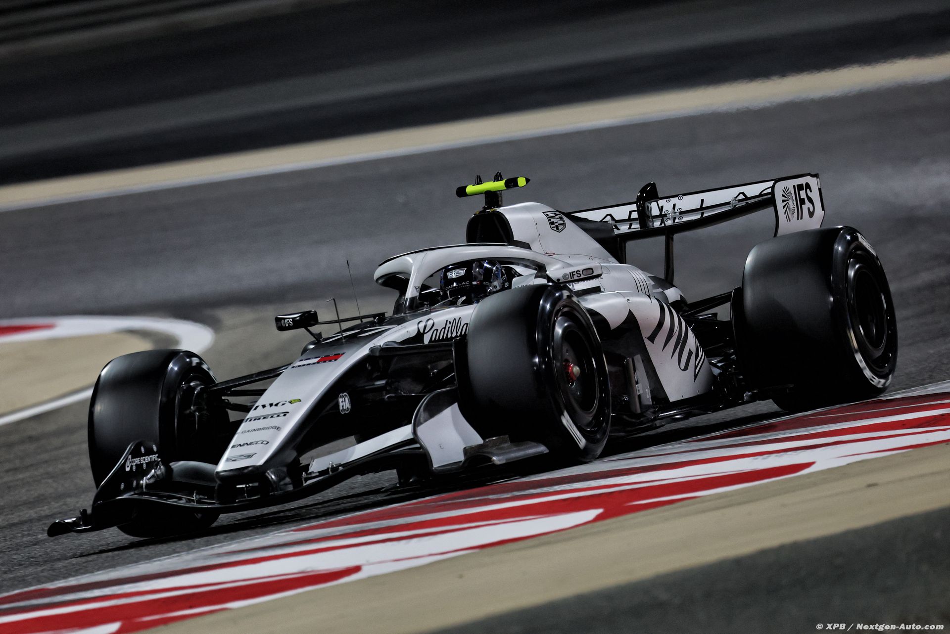 Bottas salue 'un bon point de départ' pour Cadillac F1 et veut voir ...