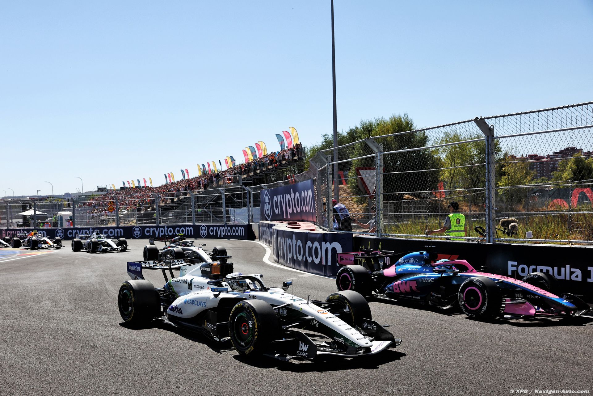 'On ne peut plus se défendre' : Albon admet que les F1 précédentes lui 'manquent'