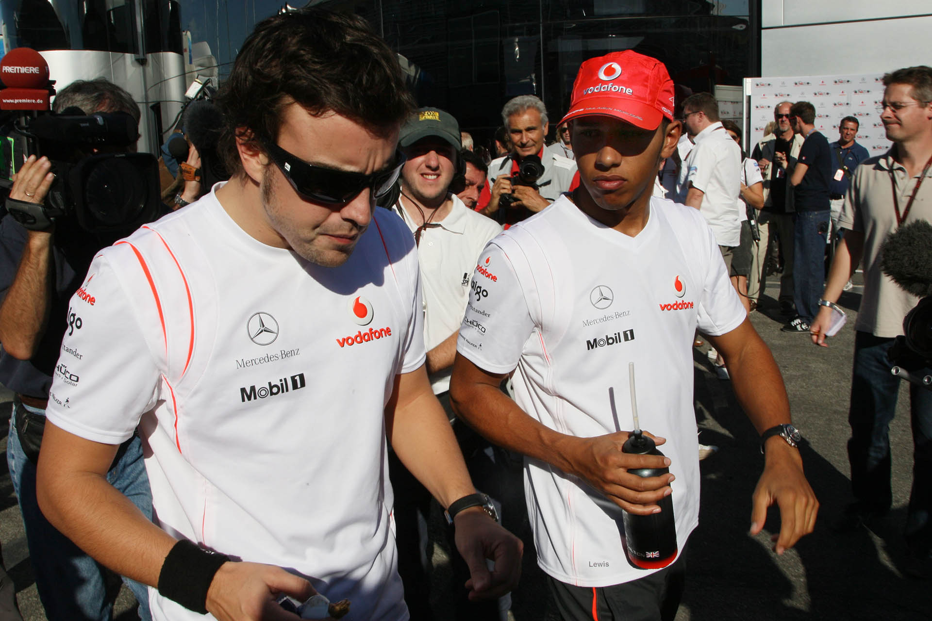 Alonso vs Hamilton en 2007 : la BBC prépare un documentaire explosif, un témoin clé refuse d'y participer