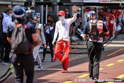 Leclerc&nbsp;: Ce n’était pas la boîte mais un problème à l’arrière gauche
