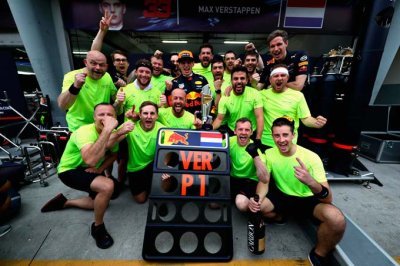 Une deuxième victoire aussi inattendue que méritée pour Verstappen