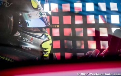 Sitting comfortably and ready for WTCC 2016 time for Huff