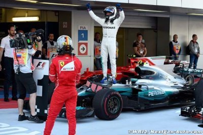 Bottas&nbsp;: Hamilton a été un des premiers à me féliciter de ma victoire
