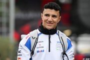 Hadjar dans l'attente, Tsunoda toujours en course pour garder son baquet