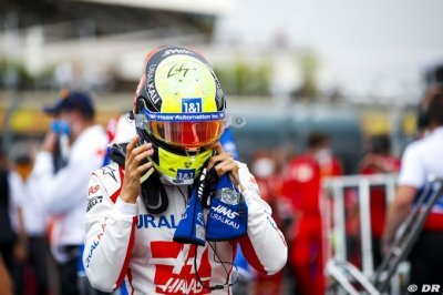 Schumacher va ‘essayer quelque chose de différent’ sur les réglages en Styrie