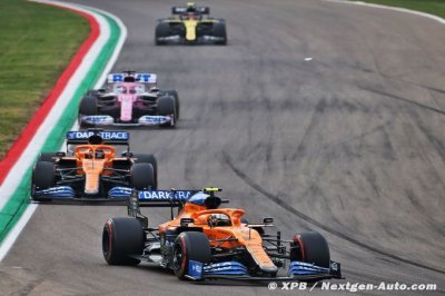 7e, Sainz se dit ‘miraculé’ après avoir évité la ’toupie’ Albon, Norris 8e