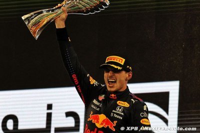 Verstappen portera le numéro 1 et ressent de la peine pour Hamilton