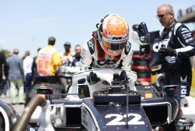 Tsunoda&nbsp;: Nous survivons en attendant des évolutions