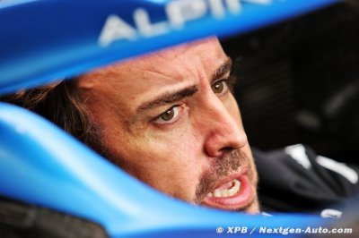 Le triplé de courses actuel est ’à la limite’ pour les équipes de F1 selon Alonso