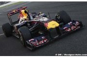 Vettel eyes 'laps of honour' as 2011 calendar races out