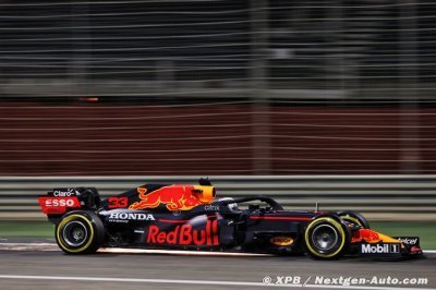 Verstappen quickest on day one of F1 testing as Mercedes hit trouble