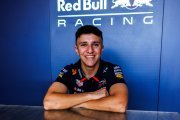 'Pourquoi moi ?' : les doutes d'Hadjar avant ses débuts chez Red Bull