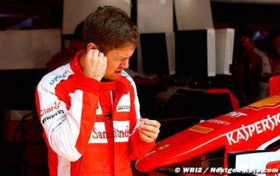 Vettel&nbsp;: Aller embêter les Mercedes et surveiller ses arrières