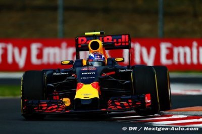 Verstappen ne se pense pas coupable de l’accrochage avec Raïkkönen