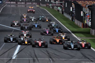 Leclerc&nbsp;: la Ferrari ’comme un champignon de Mario Kart’ au départ