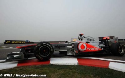 Hamilton reduces Vettel’s title lead with China win