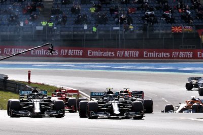 Wolff est désolé pour Bottas mais a apprécié la bataille entre ses 2 pilotes