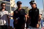 Ricciardo, Perez bosses say 'hands off' to Ferrari