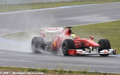 Wet but drying track in Jerez