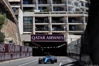 Albon est 11e et déplore un choc dans le mur qui lui ’coûte la Q3’ à Monaco