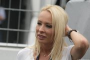 Cora Schumacher ne garde son nom 'que pour l'argent' et assume