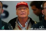 Lauda pas au courant d'un accord entre Red Bull, Aston et Mercedes