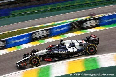 Ricciardo ‘garde les pieds sur terre’ malgré sa bonne dynamique