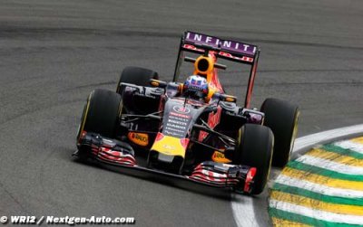 Ricciardo avait mal à la tête avec le Renault de 2015