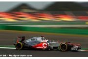 Jenson Button lost time due to yellow flags in Q2