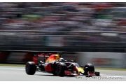 Les pilotes Red Bull réagissent à la pénalité de Vettel