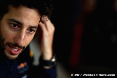 Ricciardo denies latest Ferrari rumours
