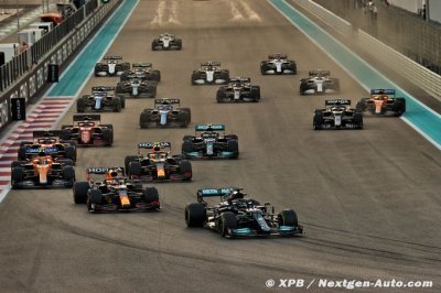Verstappen est champion du monde dans le dernier tour de la saison&nbsp;!