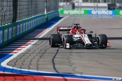 Raikkonen denies extending Alfa Romeo contract