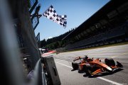 F2, Spielberg, Course Principale : Verschoor s'impose, Dunne disqualifié