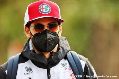 Giovinazzi still waiting for Alfa Romeo call