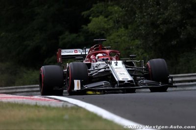 Raikkonen peste contre une journée perdue en Hongrie