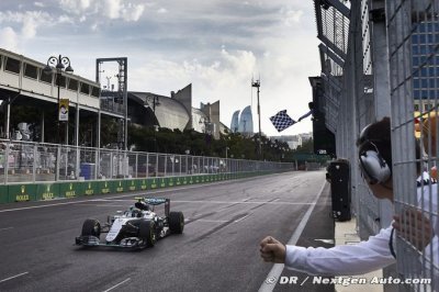 Rosberg n’est pas plus malin que Hamilton selon Mercedes