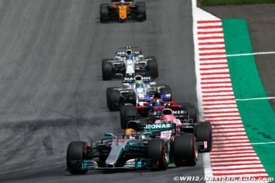 Hamilton pessimiste pour le titre, Bottas commence à y songer