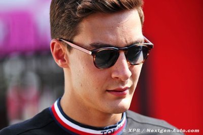 Russell exhorte Mercedes F1 à arrêter de ’trop expérimenter’