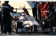 Boss blames drivers for Sauber's slow pitstops