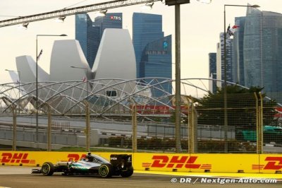 Rivals see three-team battle in Singapore