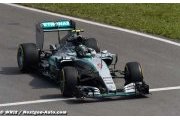 Silverstone, FP1: Rosberg quickest in first practice despite problems