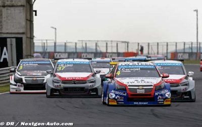 A strong comeback for Tom Coronel in WTCC races Hungary
