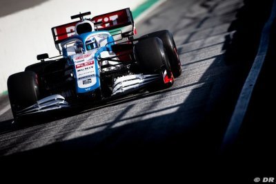 Claire Williams reveals Mercedes engine problems