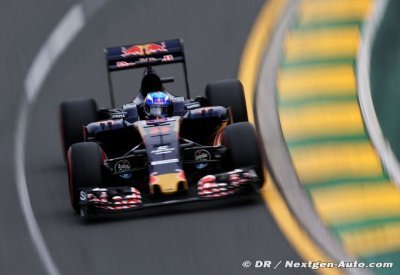 Mercedes eyeing Verstappen for future - Wolff