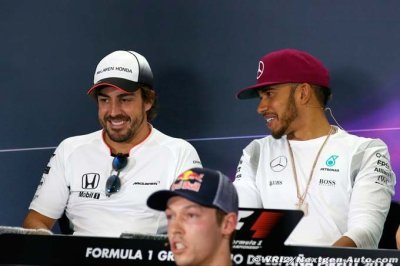 De la Rosa&nbsp;: 50% de chances qu’Alonso signe chez Mercedes
